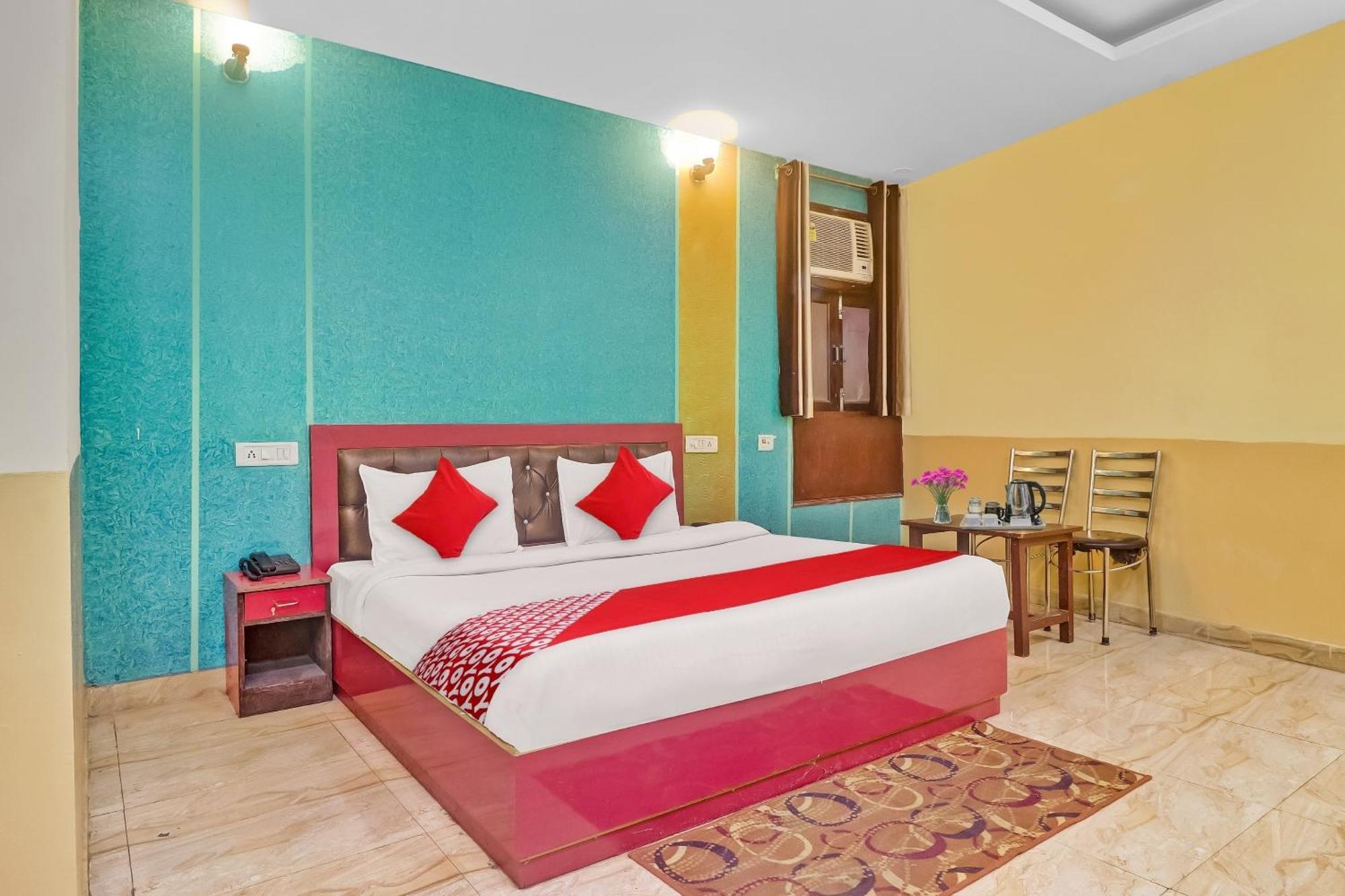 Hotel O Prince Home Stay Near Ambience Mall Neu-Delhi Exterior foto
